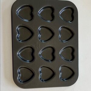Wilton Heart Shaped Non-Stick Baking Pan